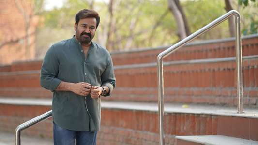Hridayapoorvam - Backdrops