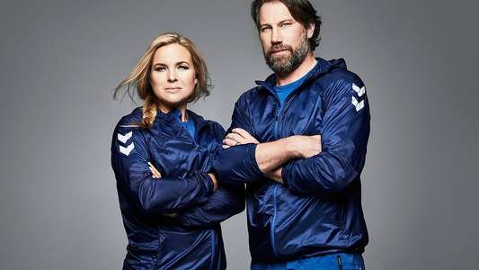 Who can beat Anja and Foppa? - Backdrops