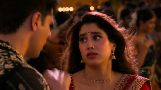 Param Sundari - Backdrops