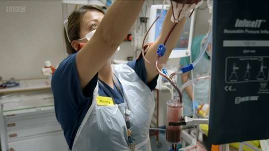 Surgeons: At the Edge of Life - Backdrops