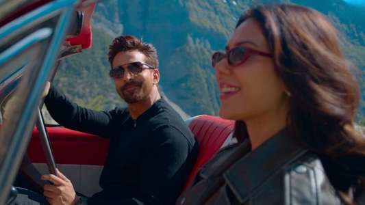 Ek Deewane Ki Deewaniyat - Backdrops
