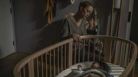 The Hand That Rocks the Cradle - Backdrops