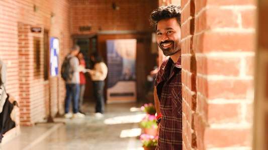 Tere Ishk Mein - Backdrops