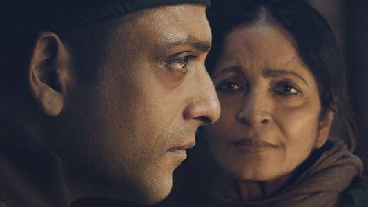 Kaisi Ye Paheli - Backdrops