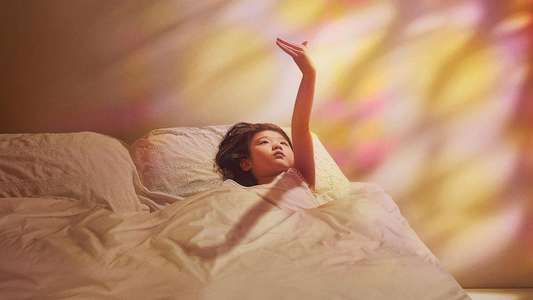 Left-Handed Girl - Backdrops
