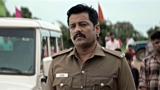 Kuttram Purindhavan - Backdrops