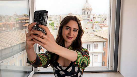 Emily in Paris - Backdrops