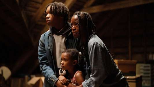 The Woman in the Yard - Backdrops