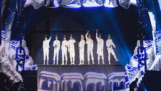 Stray Kids: The dominATE Experience - Backdrops