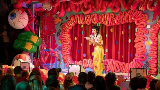 Sarah Squirm: Live + in the Flesh - Backdrops