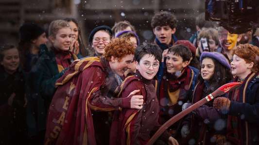 Finding Harry: The Craft Behind the Magic - Backdrops