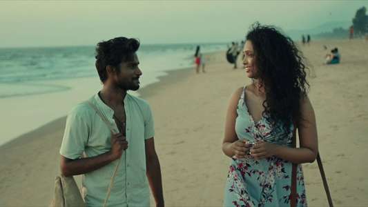 Nodidavaru Enanthare - Backdrops