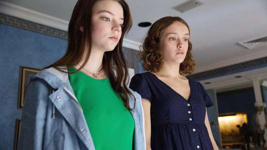 Thoroughbreds - Backdrops