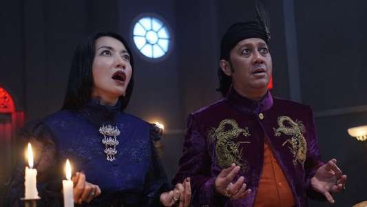 Comic 8 Revolution: Santet K4bin3t - Backdrops