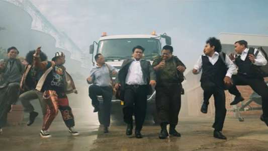 Comic 8 Revolution: Santet K4bin3t - Backdrops