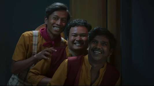 Comic 8 Revolution: Santet K4bin3t - Backdrops