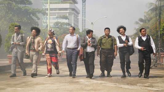 Comic 8 Revolution: Santet K4bin3t - Backdrops