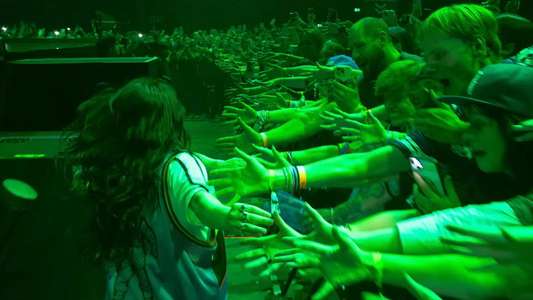 Billie Eilish - Hit Me Hard and Soft: The Tour (Live in 3D) - Backdrops