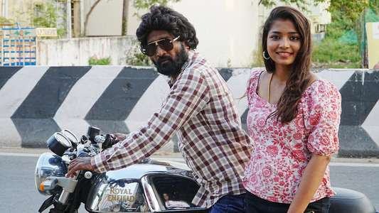 Yaarra Antha Paiyan Naanthan Antha Paiyan - Backdrops