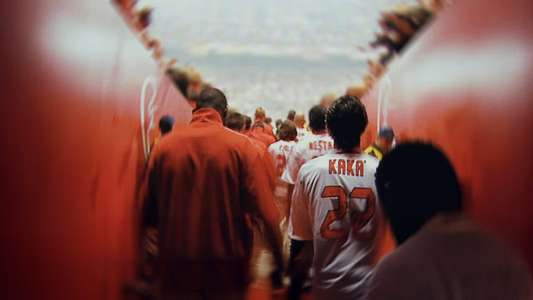 Untold UK: Liverpool's​ Miracle​ of​ lstanbul - Backdrops