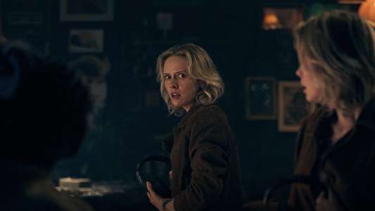Insidious: Out of the Further - Backdrops