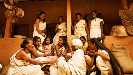 Aatti - Backdrops