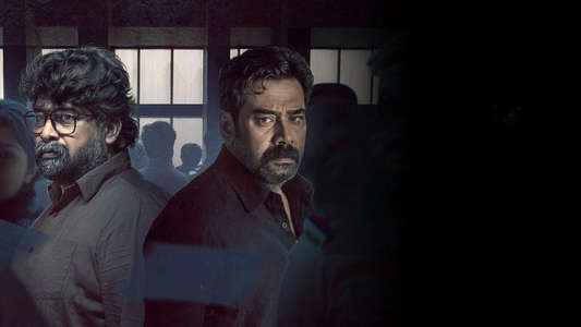 Valathu Vashathe Kallan - Backdrops