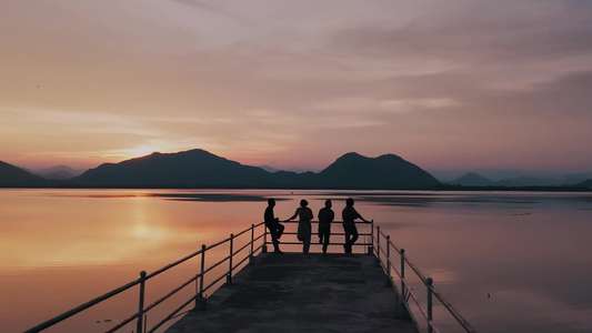 Mantra Muugdha - Backdrops