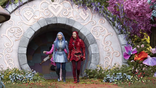 Descendants: Wicked Wonderland - Backdrops