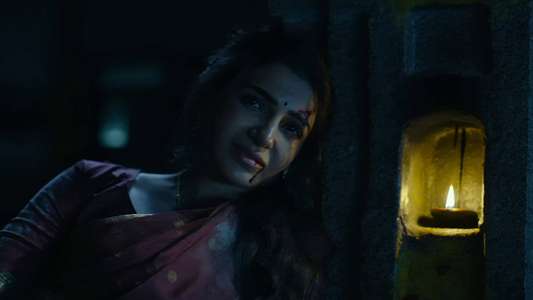 Maa Inti Bangaram - Backdrops