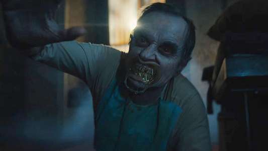 Insidious: Out of the Further - Backdrops