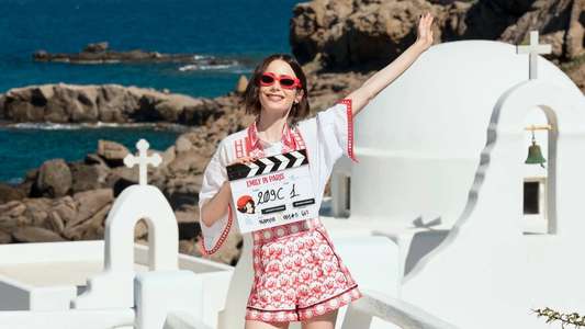 Emily in Paris - Backdrops