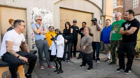 Jackass: Best and Last - Backdrops