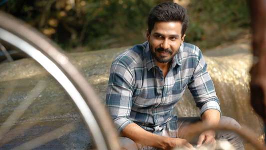 Irandu Vaanam - Backdrops