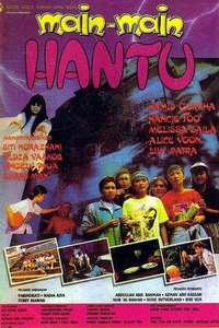 Main-main Hantu - Poster