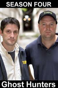 Ghost Hunters - Poster