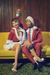A Legendary Christmas with John and Chrissy - Poster