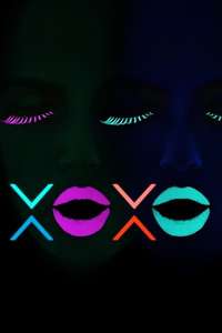XOXO - Poster