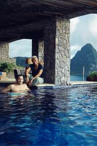 Amazing Hotels: Life Beyond the Lobby - Posters
