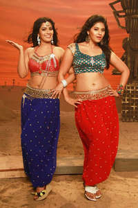 Madha Gaja Raja - Posters