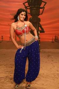 Madha Gaja Raja - Posters