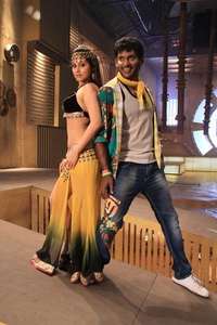 Madha Gaja Raja - Posters