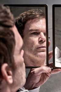 Dexter: Resurrection - Posters
