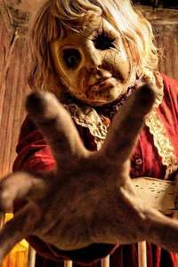Dolly - Posters