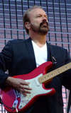 Daryl Stuermer