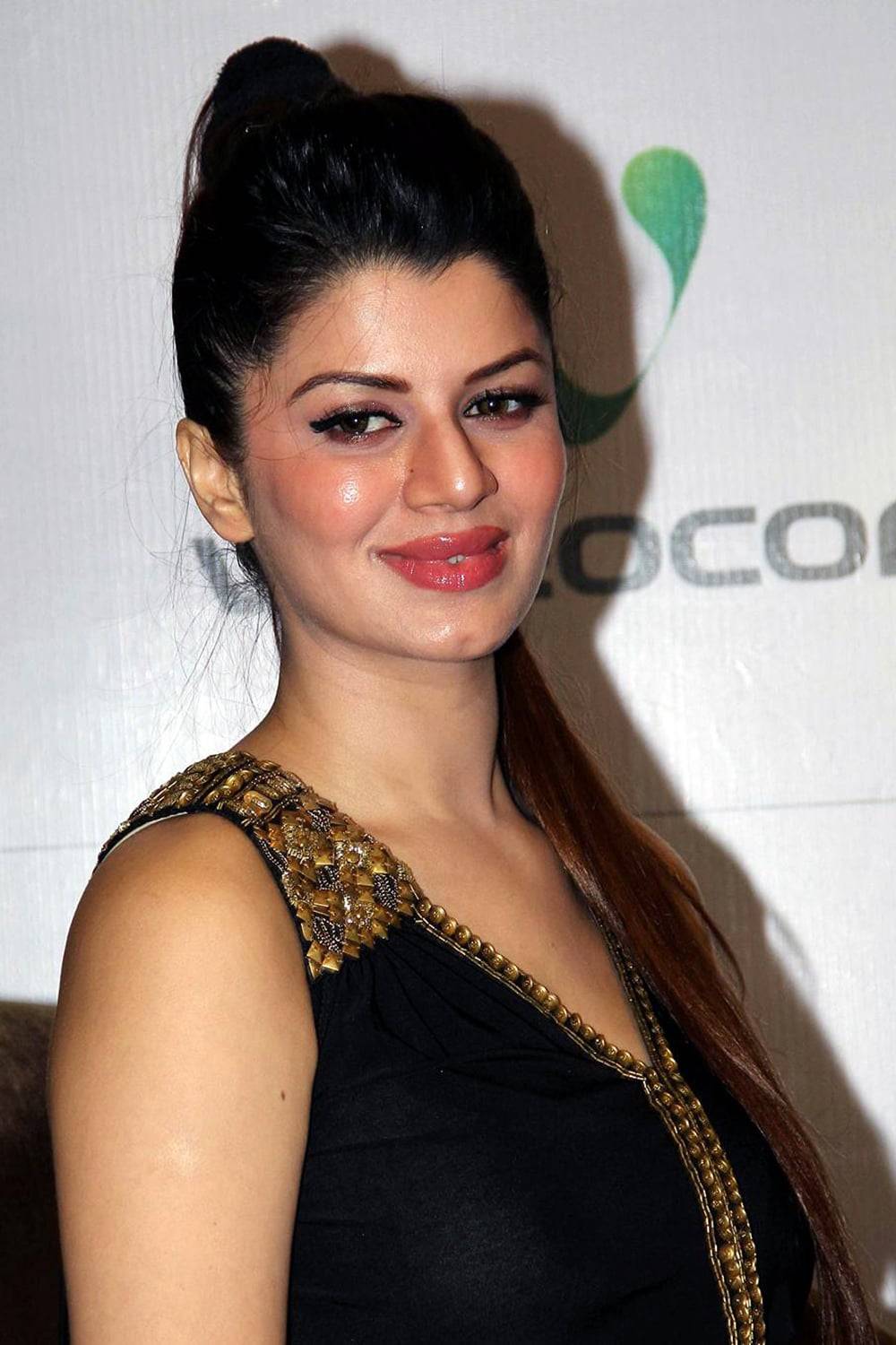 grand-masti-actress-name-with-photo-grand-masti-movie-promotion