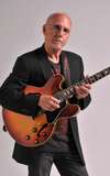 Larry Carlton
