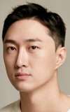 Lee Dong-Young