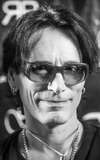 Steve Vai