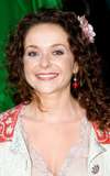Julia Sawalha